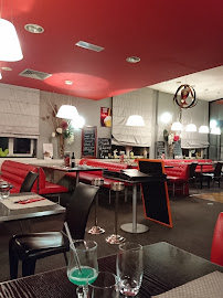 Atmosphère du Restaurant La Nouvelle brasserie Runser à Village-Neuf - n°13