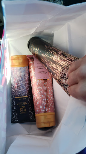 Beauty Supply Store «Bath & Body Works», reviews and photos, 3601 2700 W, West Valley City, UT 84119, USA