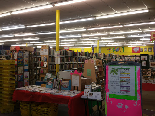 Used Book Store «Used Book Superstore», reviews and photos, 256 Cambridge St, Burlington, MA 01803, USA