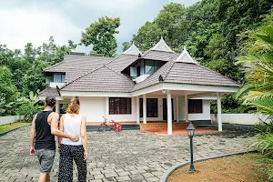 Thanal Villa - Homestay / Serviced Villa / Holiday Home - Muvattupuzha image