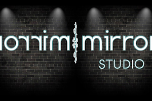 Mirror Mirror Hair Studio image