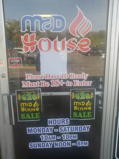 Vaporizer Store «MadHouse Smoke & Vape», reviews and photos, 2622 Colonel Glenn Hwy, Fairborn, OH 45324, USA