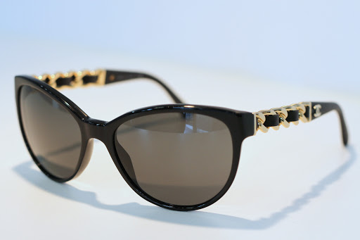 Optician «Milan Optique», reviews and photos, 608 W 48th St, Kansas City, MO 64112, USA