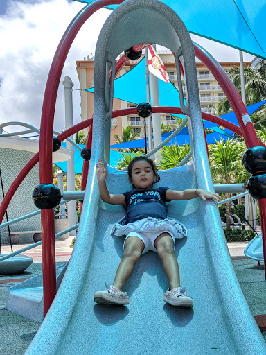 Park «Heritage Park», reviews and photos, 19200 Collins Ave, Sunny Isles Beach, FL 33160, USA