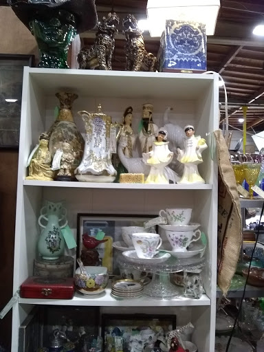 Consignment Shop «Consignment Classics», reviews and photos, 3602 Kurtz St, San Diego, CA 92110, USA