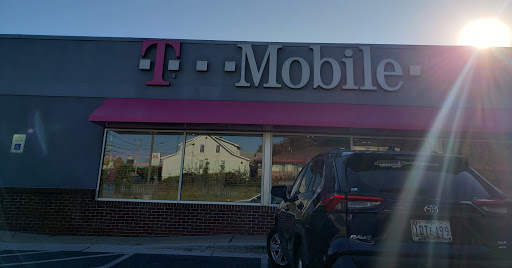 Cell Phone Store «T-Mobile», reviews and photos, 8010 Belair Rd, Nottingham, MD 21236, USA