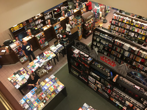 Book Store «Barnes & Noble», reviews and photos, 13400 Maxella Ave, Marina Del Rey, CA 90292, USA