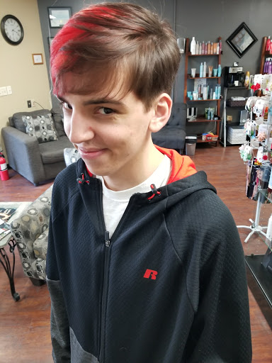 Beauty Salon «In The Cut Salon», reviews and photos, 3260 Southgate Pl SW #1, Cedar Rapids, IA 52404, USA