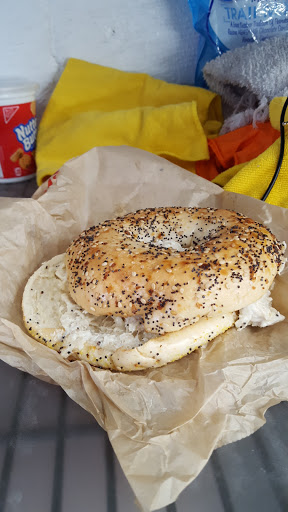 Donut Shop «Honey Dew Donuts», reviews and photos, 670 Jefferson Blvd, Warwick, RI 02888, USA