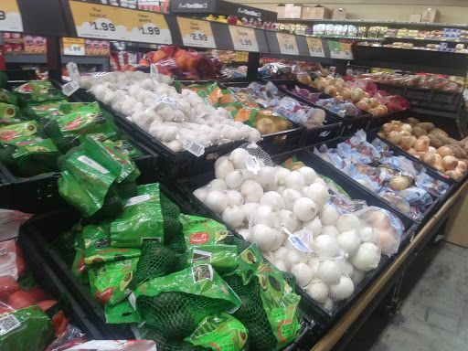 Grocery Store «Grocery Outlet Bargain Market», reviews and photos, 1060 N Wilson Way, Stockton, CA 95205, USA