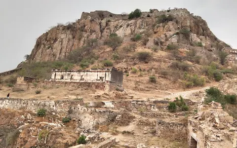 Gooty Fort image