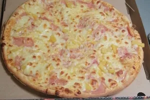 Rodeo Cruzeli's Pizza Totoltepec image