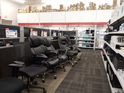 Office Supply Store «Office Depot», reviews and photos, 40 E Golf Rd, Schaumburg, IL 60173, USA