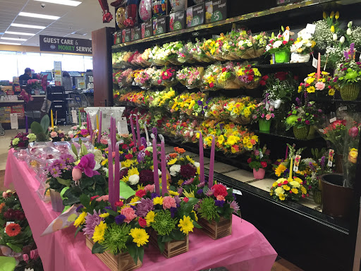 Grocery Store «Kroger», reviews and photos, 47060 W Pontiac Trail, Commerce Charter Twp, MI 48390, USA