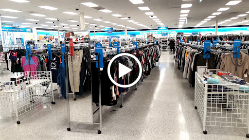 Clothing Store «Ross Dress for Less», reviews and photos, 926 Airport Center Rd, Allentown, PA 18109, USA