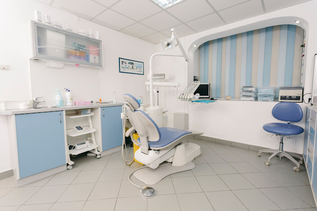 Cabinet stomatologic Dr. TOMA MAGDA - Dentist
