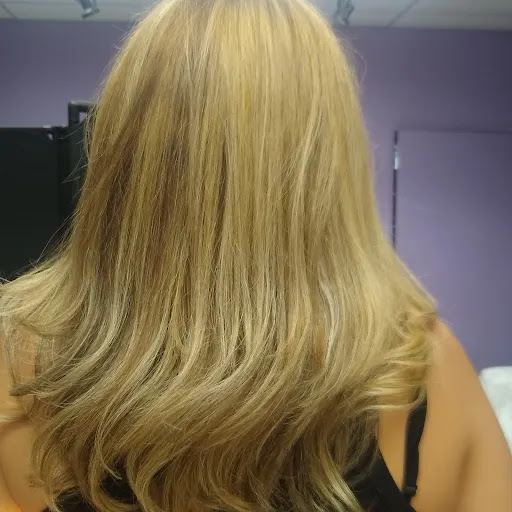 Hair Salon «House of Beauty Hair Salon for men and women», reviews and photos, 4050 La Crescenta Ave, Montrose, CA 91020, USA