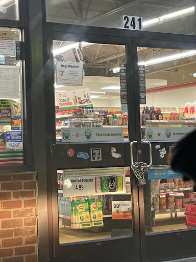 Convenience Store «7-Eleven», reviews and photos, 241 Glen Cove Rd, Carle Place, NY 11514, USA