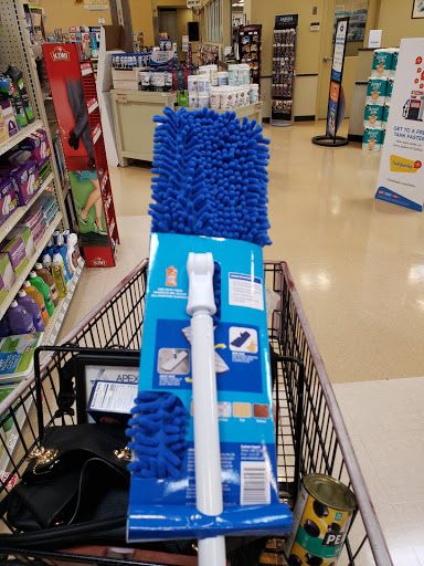 Supermarket «Giant Eagle Supermarket», reviews and photos, 7939 Day Dr, Cleveland, OH 44129, USA