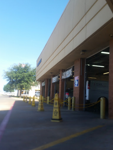 Tire Shop «Firestone Complete Auto Care», reviews and photos, 100 E Old Settlers Blvd, Round Rock, TX 78664, USA