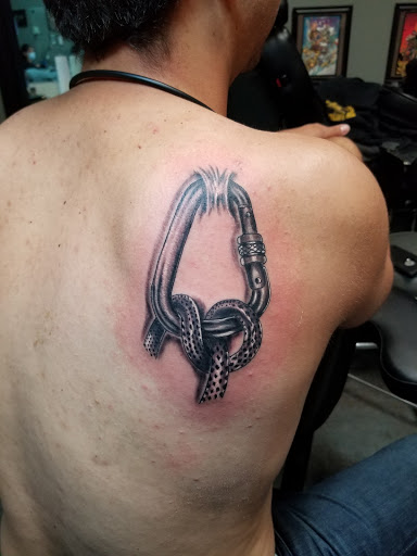 Tattoo Shop «Inkline Private Tattoo Studio», reviews and photos, 470 N Santa Fe Ave, Fountain, CO 80817, USA