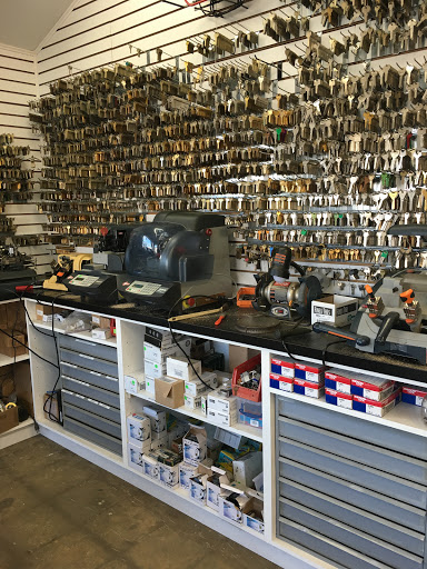 Locksmith «Advance Lock and Key», reviews and photos, 2050 Hylan Blvd, Staten Island, NY 10306, USA