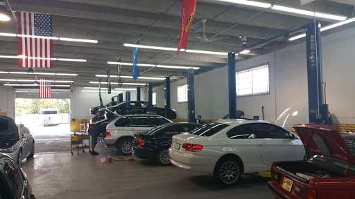Auto Repair Shop «Munich European Auto, Inc.», reviews and photos, 12050 NE 14th Ave, Miami, FL 33161, USA
