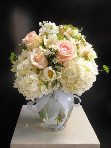 Florist «Tiger Lily Flowers», reviews and photos, 569 Cedar Ln, Teaneck, NJ 07666, USA