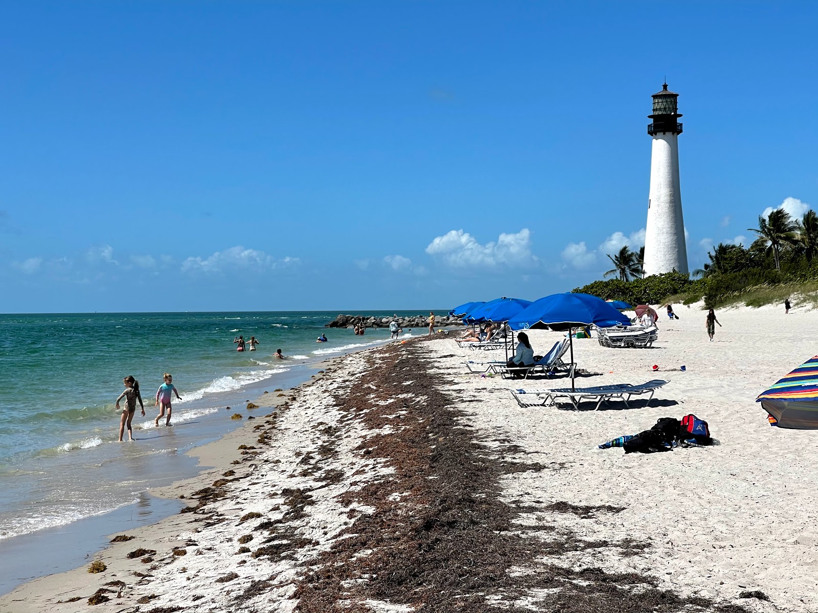 Key Biscayne beach (Key Biscayne, Florida) on the map with photos and