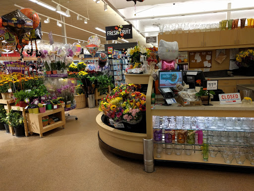Grocery Store «Stop & Shop», reviews and photos, 1360 E Town Rd, Milford, CT 06460, USA