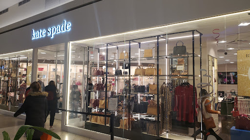 Shopping Mall «Fashion Outlets of Chicago», reviews and photos, 5220 Fashion Outlets Way, Rosemont, IL 60018, USA