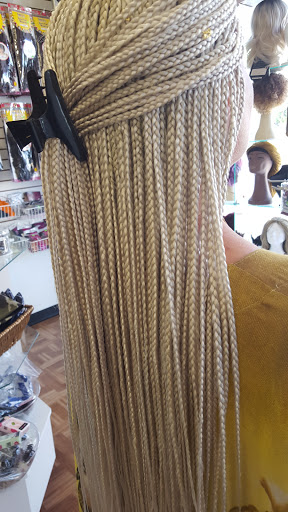 Beauty Salon «Fabulous Hair Beauty Salon», reviews and photos, 14434 Ventura Blvd, Sherman Oaks, CA 91423, USA