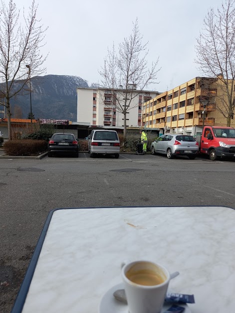 Le Petit Café des Délices à Cluses (Haute-Savoie 74)