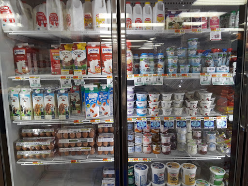 Supermarket «Bazaar On Beacon Street», reviews and photos, 1432 Beacon St, Brookline, MA 02446, USA