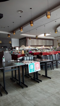 Atmosphère du Restaurant japonais Shinjuku Buffet A Volonté Japonais à Brétigny-sur-Orge - n°3