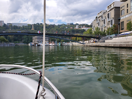 Cap Confluent location de bateaux