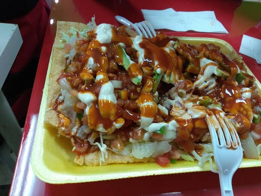 Ice Cream Shop «La Michoacana», reviews and photos, 559 N McLean Blvd, Elgin, IL 60123, USA