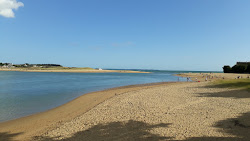 Plage de Saint Julien'in fotoğrafı imkanlar alanı