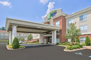Holiday Inn Express & Suites Parkersburg - Mineral Wells, an IHG Hotel image