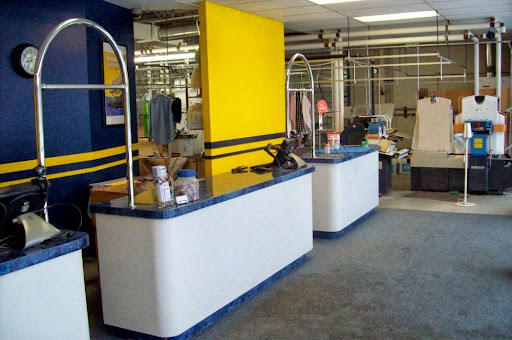 Dry Cleaner «State Cleaners», reviews and photos, 3680 S State St, Ann Arbor, MI 48108, USA