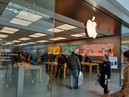 Computer Store «Apple King of Prussia», reviews and photos, 160 N Gulph Rd, King of Prussia, PA 19406, USA