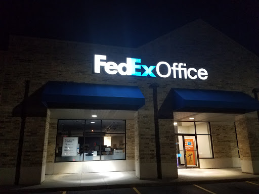 Print Shop «FedEx Office Print & Ship Center», reviews and photos, 3906 E Washington Ave, Madison, WI 53714, USA