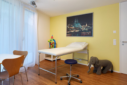 Kinderarztpraxis am Obersee Oberdorfstrasse 26, 8853 Lachen, Schweiz