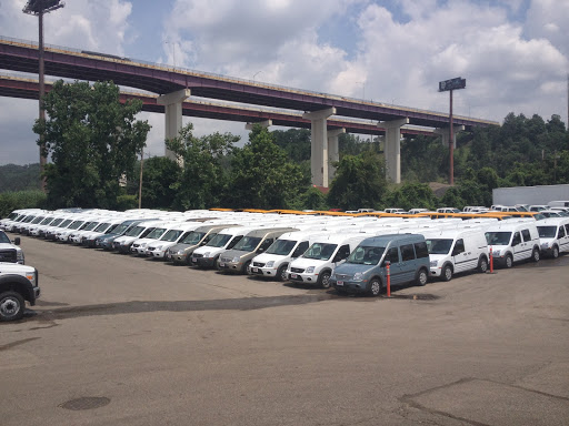 Ford Dealer «Valley Ford Truck», reviews and photos, 5715 Canal Rd, Cleveland, OH 44125, USA