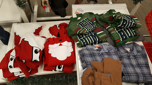 Clothing Store «Old Navy», reviews and photos, 3500 S Meridian, Puyallup, WA 98373, USA