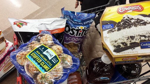 Grocery Store «Hannaford Supermarket», reviews and photos, 299 Elm St, Biddeford, ME 04005, USA