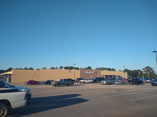 Department Store «Walmart Supercenter», reviews and photos, 2190 Gilmer Ave, Tallassee, AL 36078, USA