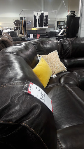 Furniture Store «Value City Furniture», reviews and photos, 945 E Lewis and Clark Pkwy, Clarksville, IN 47129, USA