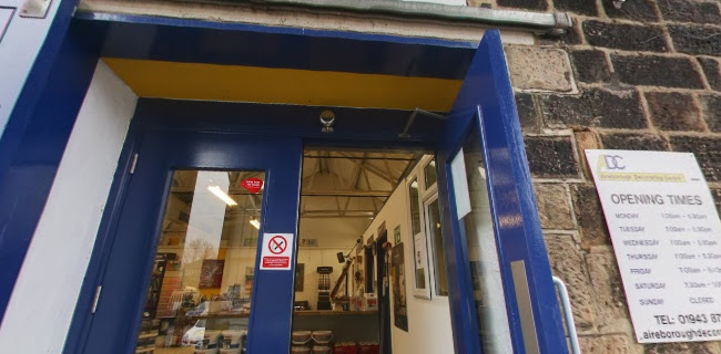 Aireborough Decorating Centre Ltd - Shop