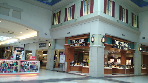 Shopping Mall «Market Place Shopping Center», reviews and photos, 2000 N Neil St, Champaign, IL 61820, USA